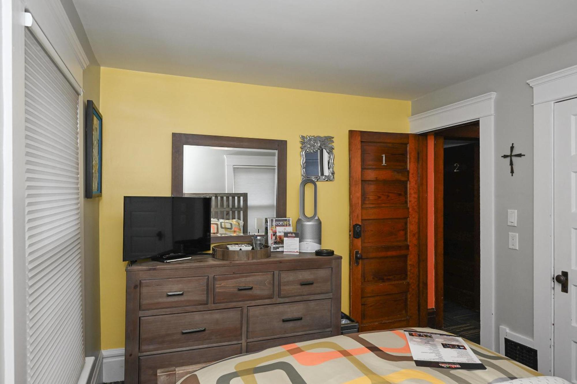 Berrodin Bed & Breakfast Akron Εξωτερικό φωτογραφία